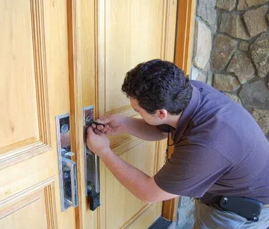 Fort Lauderdale Locksmith Store Fort Lauderdale, FL 954-744-1016 - 10a-House-Locksmith