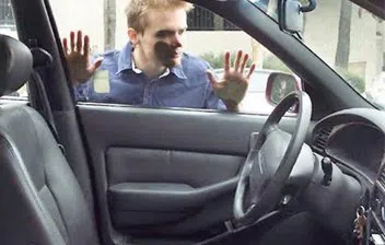 Fort Lauderdale Locksmith Store Fort Lauderdale, FL 954-744-1016 - 15a-Keys-Locked-In-Car